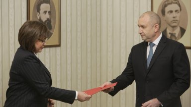 БСП за България връща на президента неизпълнен третия мандат за