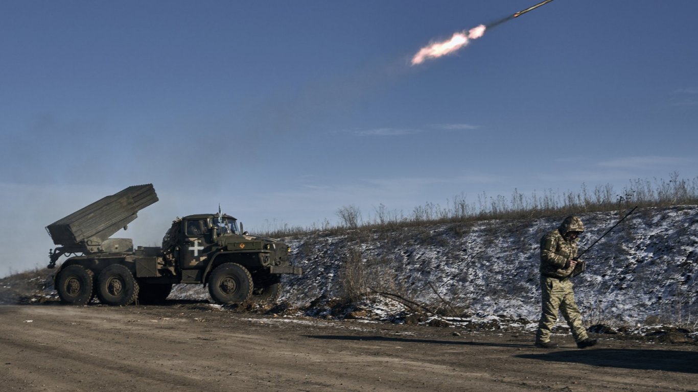 Путин е наредил Донбас да бъде превзет до март, твърди украинското разузнаване
