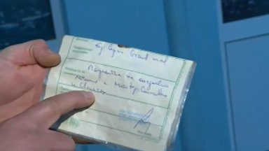 Момиче с епилепсия е задържано за притежание на наркотици По