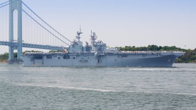 Флотът на САЩ ще печата резервни части директно на борда на своите кораби