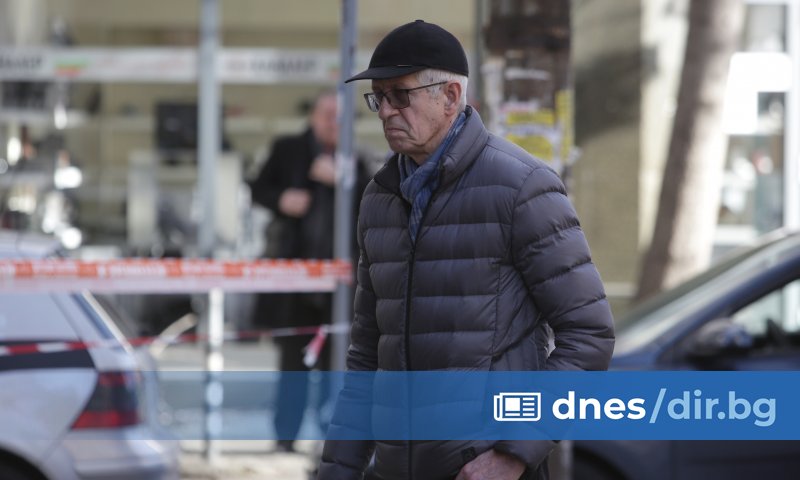 Президентът е част от групата Борисов - Пеевски - Радев,