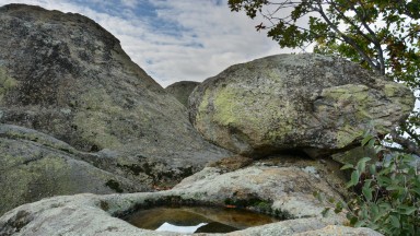 Каква тайна крият мегалитните структури на Сърнена Средна гора?