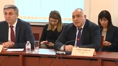 Започна лидерската среща организирана от БСП във връзка с третия