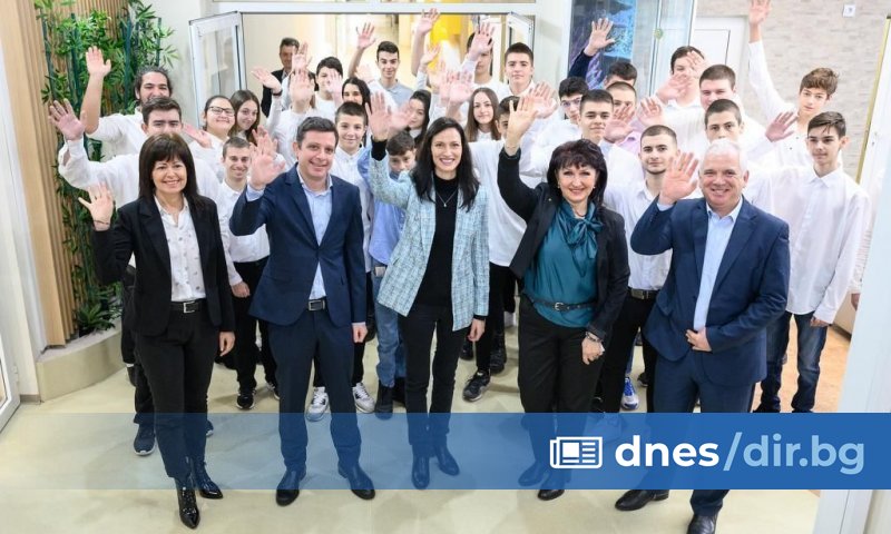 Българският еврокомисар Мария Габриел бе на работно посещение в Благоевград,