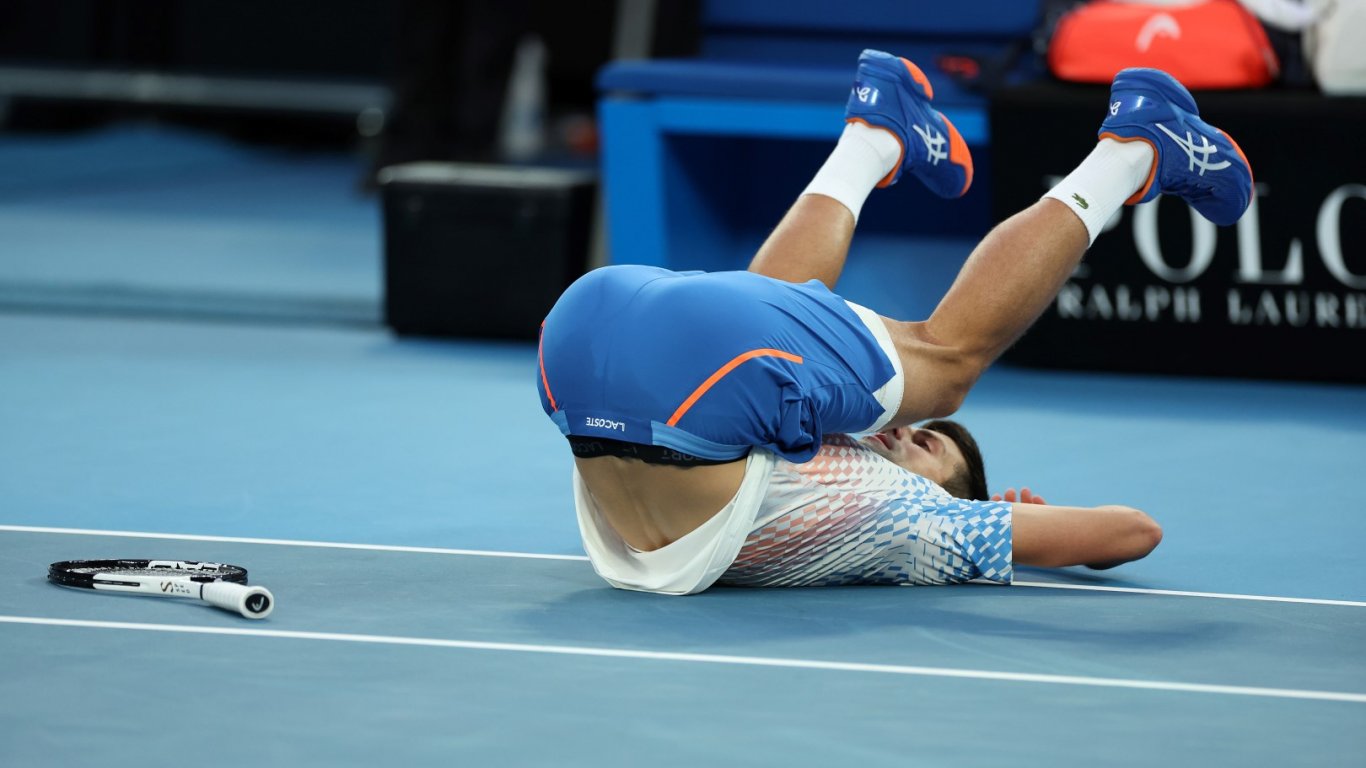 Директорът на Australian Open: Видях скенера на Джокович, контузията е истинска