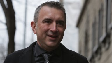 По думите му е необходимо да започнат разговори за да