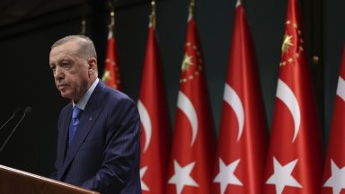 Ердоган отряза Швеция за НАТО заради "богохулството" с Корана в Стокхолм