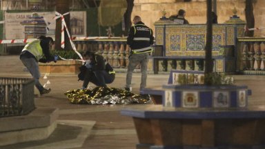  Нападател с мачете умъртви един и рани минимум трима в църкви в Испания (видео) 