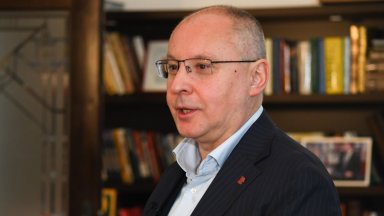 Служебните правителства доказаха своята полезност през всички години на прехода