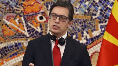 Президентът на Северна Македония Стево Пендаровски остро осъди замерянето с