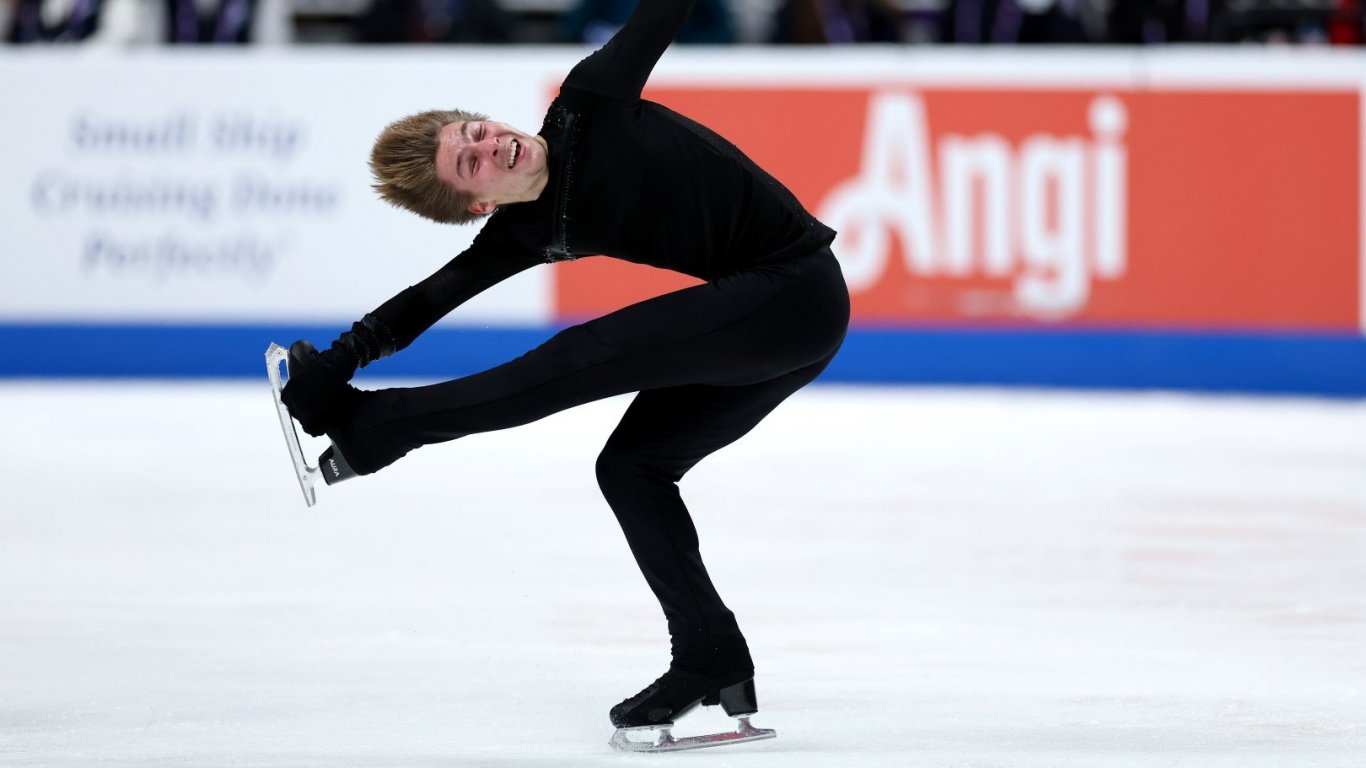 САЩ показа олимпийското си бъдеще на леда - Иля Малинин, Андрей Торгашов и Максим Наумов