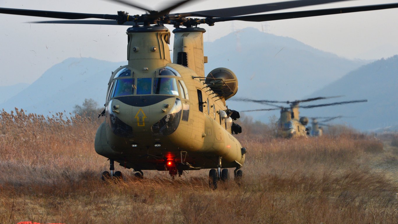 Boeing CH-47 Chinook