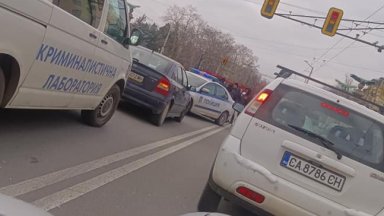 Двама души бяха арестувани на Орлов мост в София по