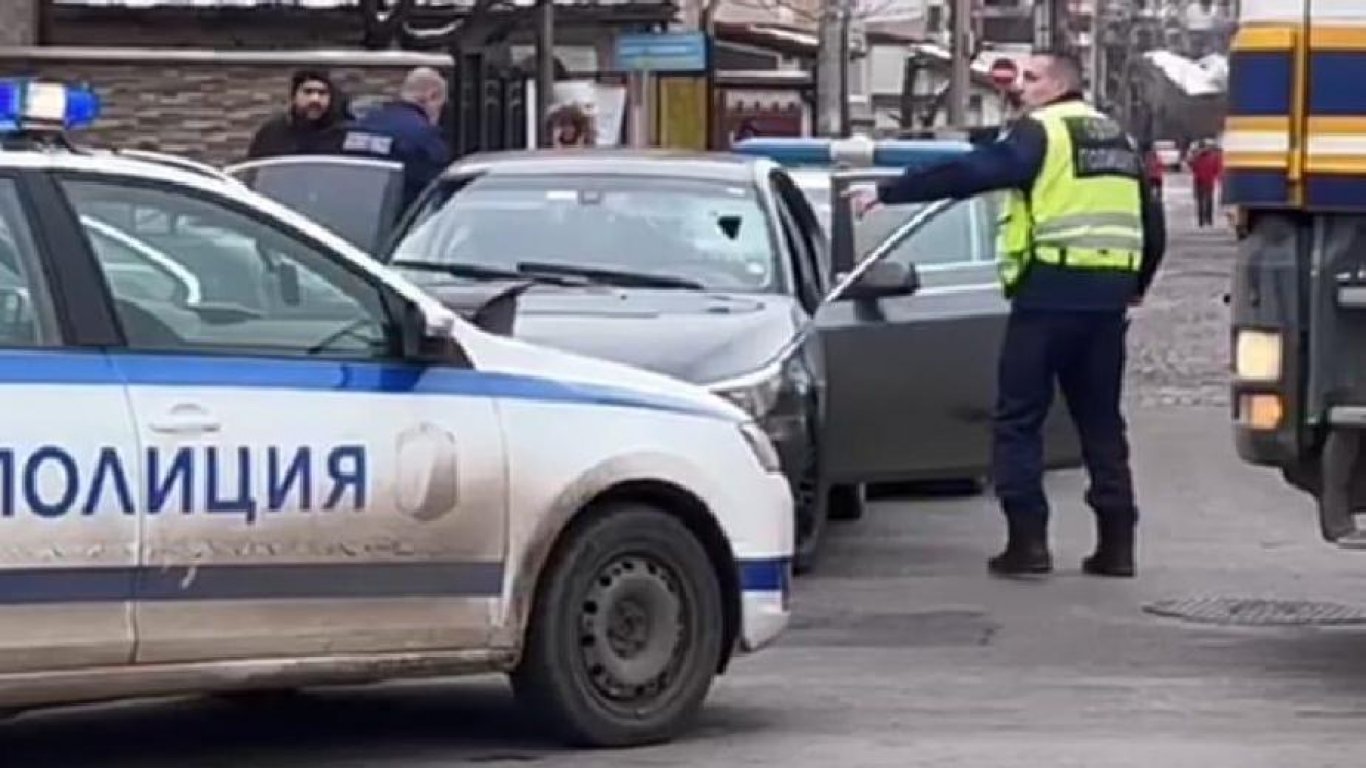 Повдигнаха обвинения на шофьора от зрелищната гонка в София