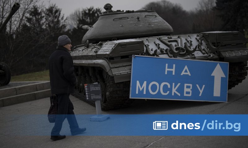 Украйна ще получи от 120 до 140 танка при първата