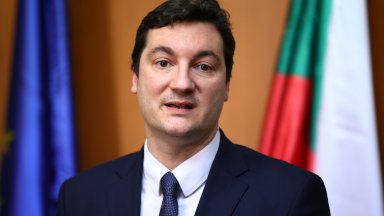 С изявлението си кандидатът за премиер на ГЕРБ СДС Мария Габриел