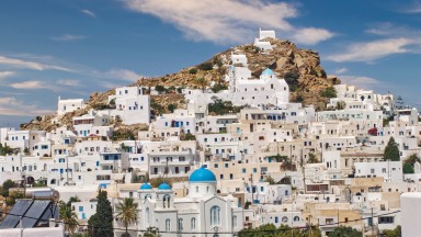 Китайци със "златни визи" превземат имотния пазар в Гърция 