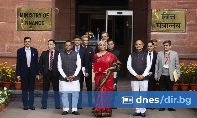 Индия предложи днес бюджет от 5.94 трилиона рупии (72,6 милиарда