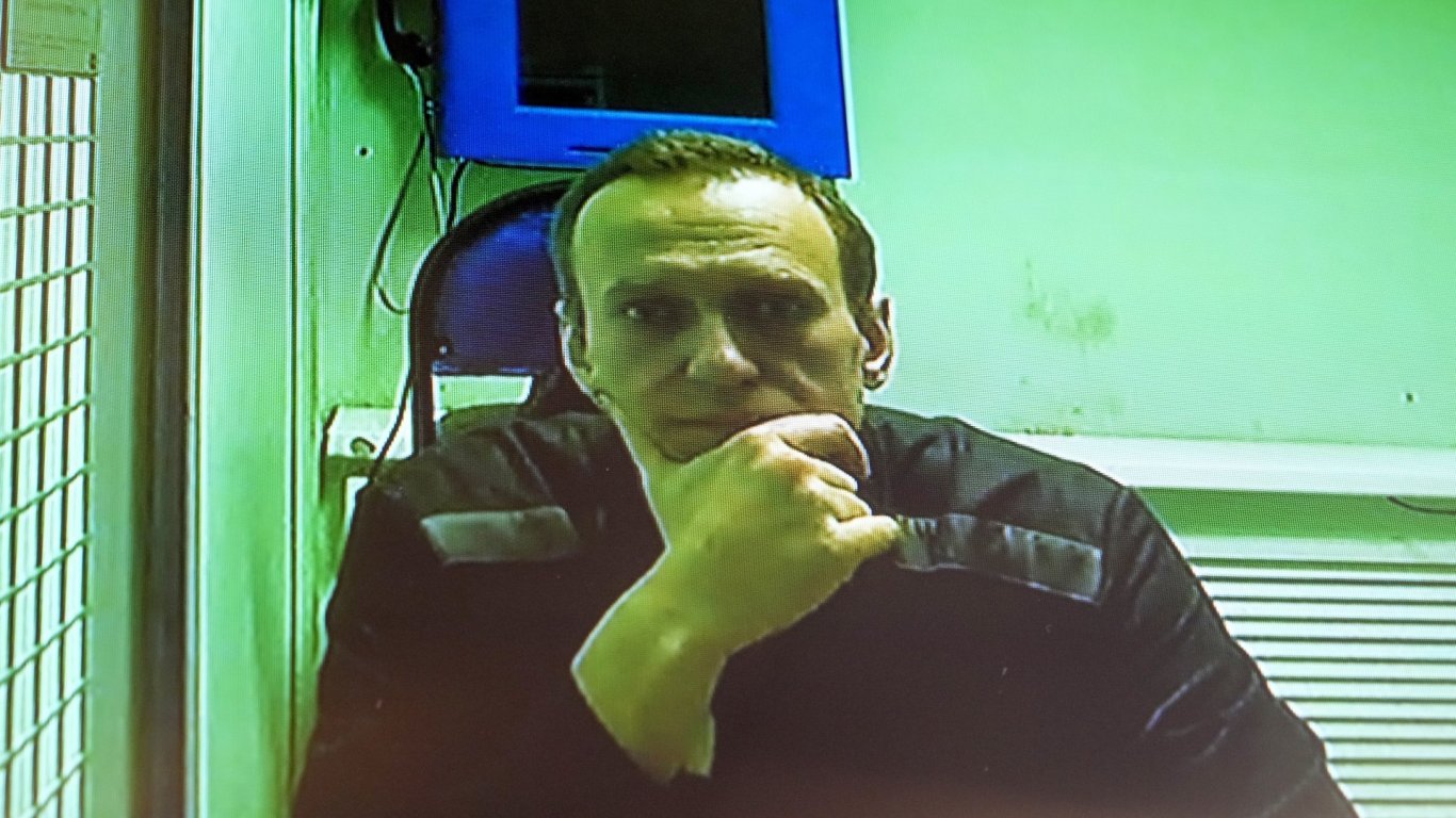 Алексей Навални бе осъден на 19 г. в колония със специален режим за екстремизъм