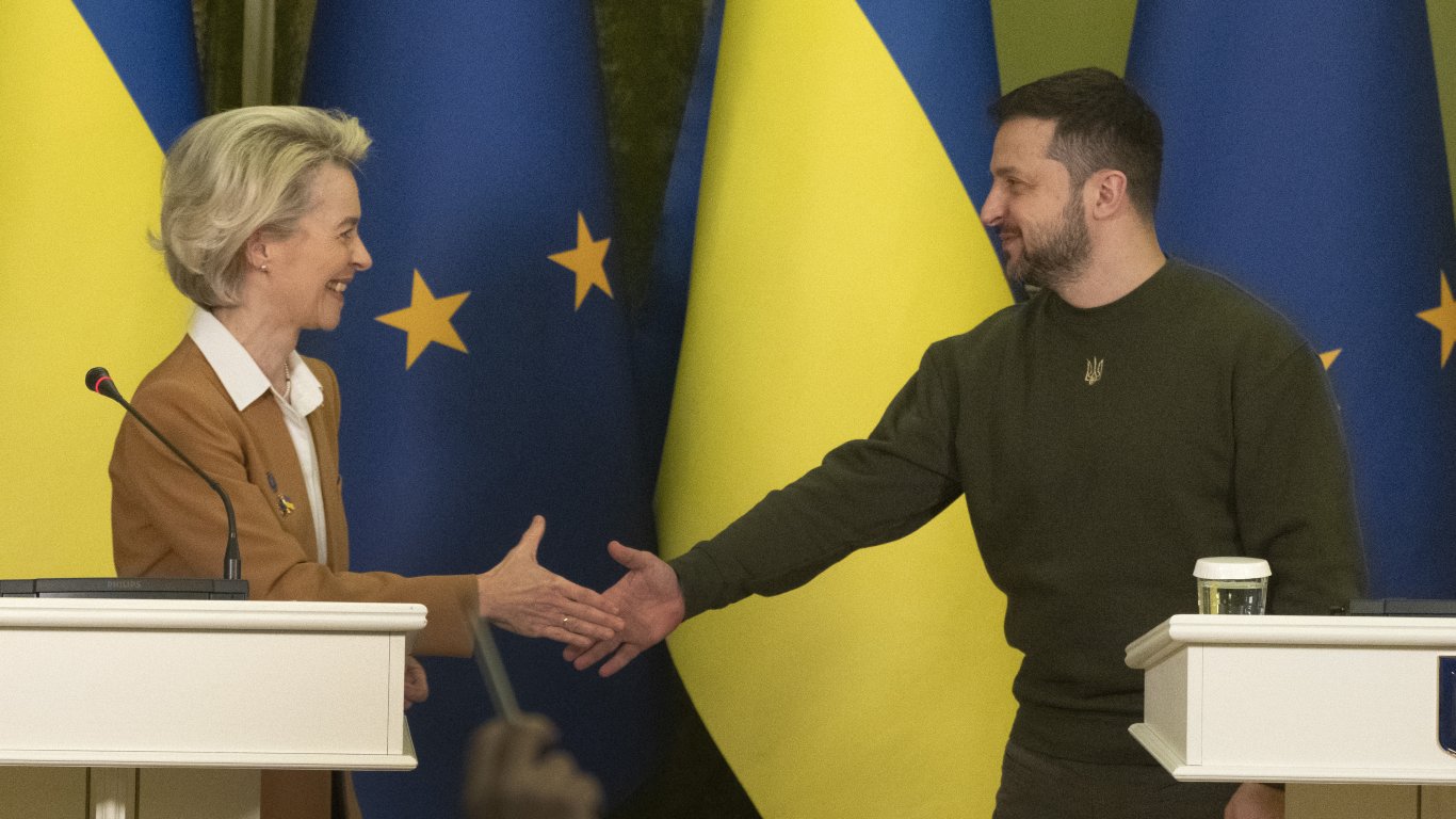 Украйна в ЕС: Какво ще означава това за останалите? 