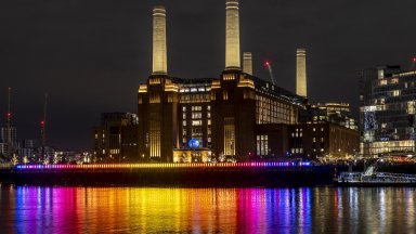 С фестивал на светлината в Лондон бе открита обновената след