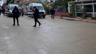 Земетресение с магнитуд 4 9 разлюля северозападния турски окръг Чанаккале Трусът