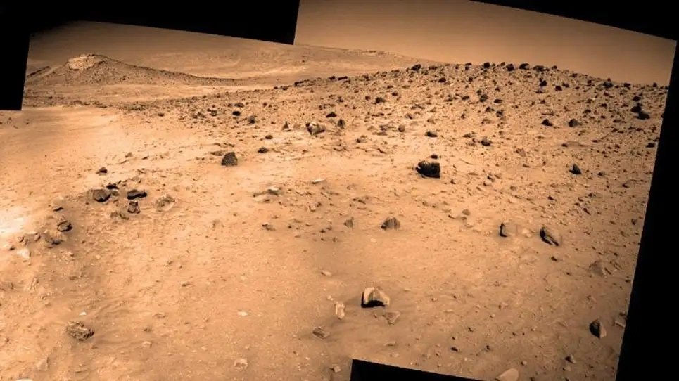 Последната панорама на марсианския роувър "Спирит"