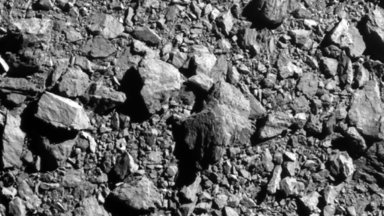 Изображения на НАСА разкриват сложната история на два близки до Земята астероида