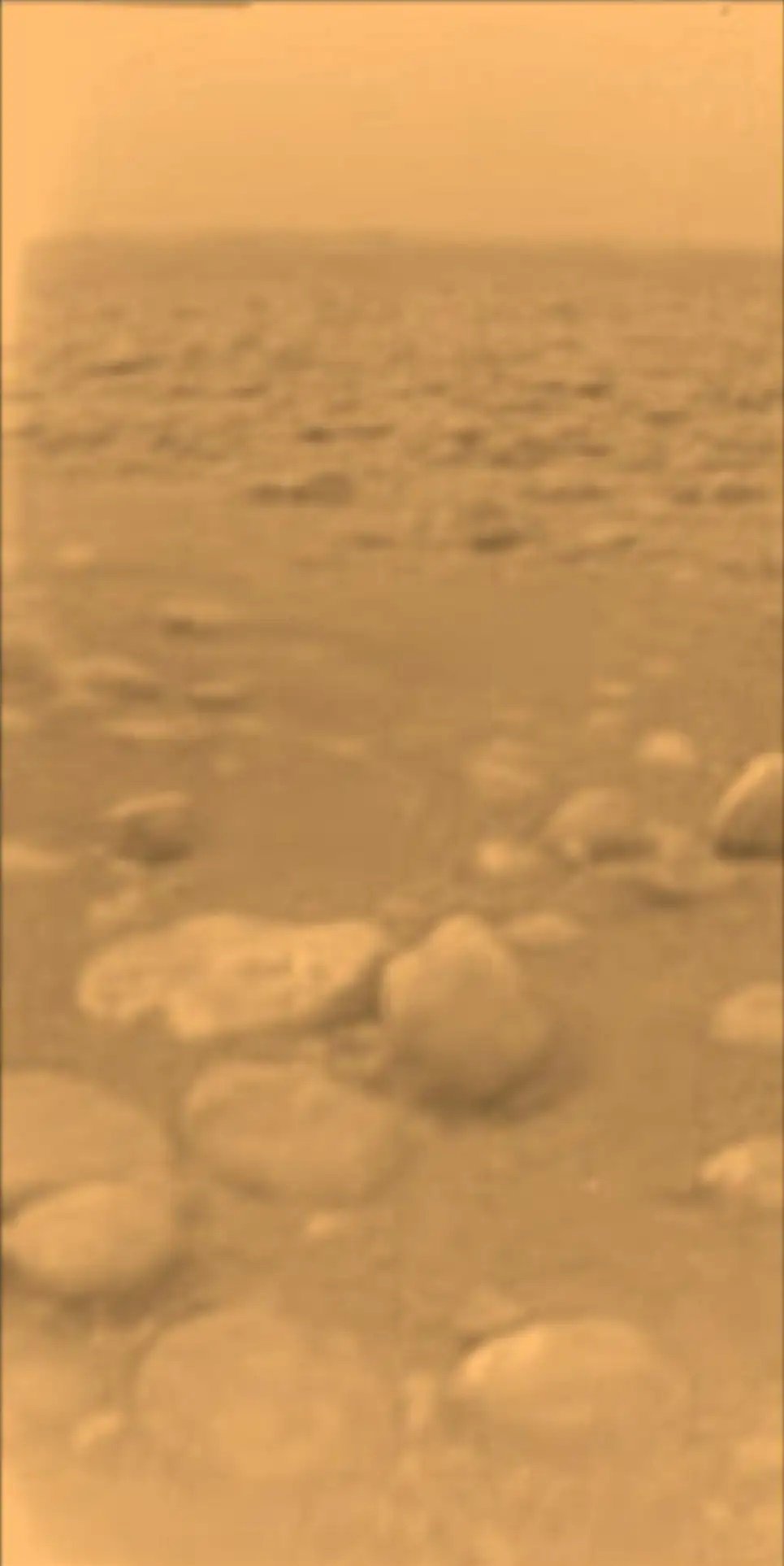 Последната снимка на сондата "Хюйгенс" - повърхността на Титан