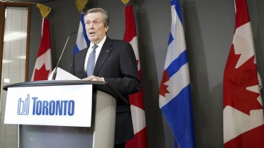 Кметът на канадския град Торонто Джон Тори обяви вчера че