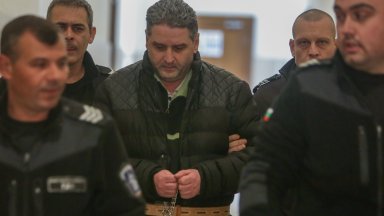 Софийският градски съд остави в ареста 52 годишния бивш полицай Румен