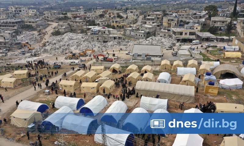 Европейският съюз се готви да изпрати още палатки, одеяла и