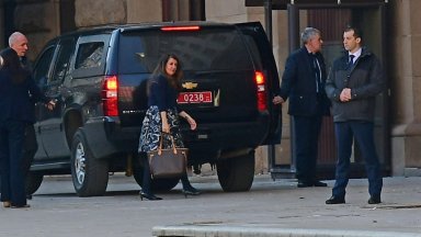 Посланичката на САЩ в България Херо Мустафа влезе на среща