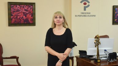 За хаос при изплащането на пенсиите за хора с увреждания