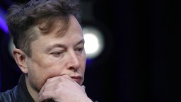 Илон Мъск предупреди за опасностите от развитието на изкуствения интелект