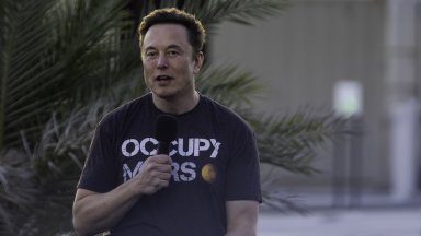 Милиардерът Илон Мъск обвини медиите в расизъм насочен срещу белите