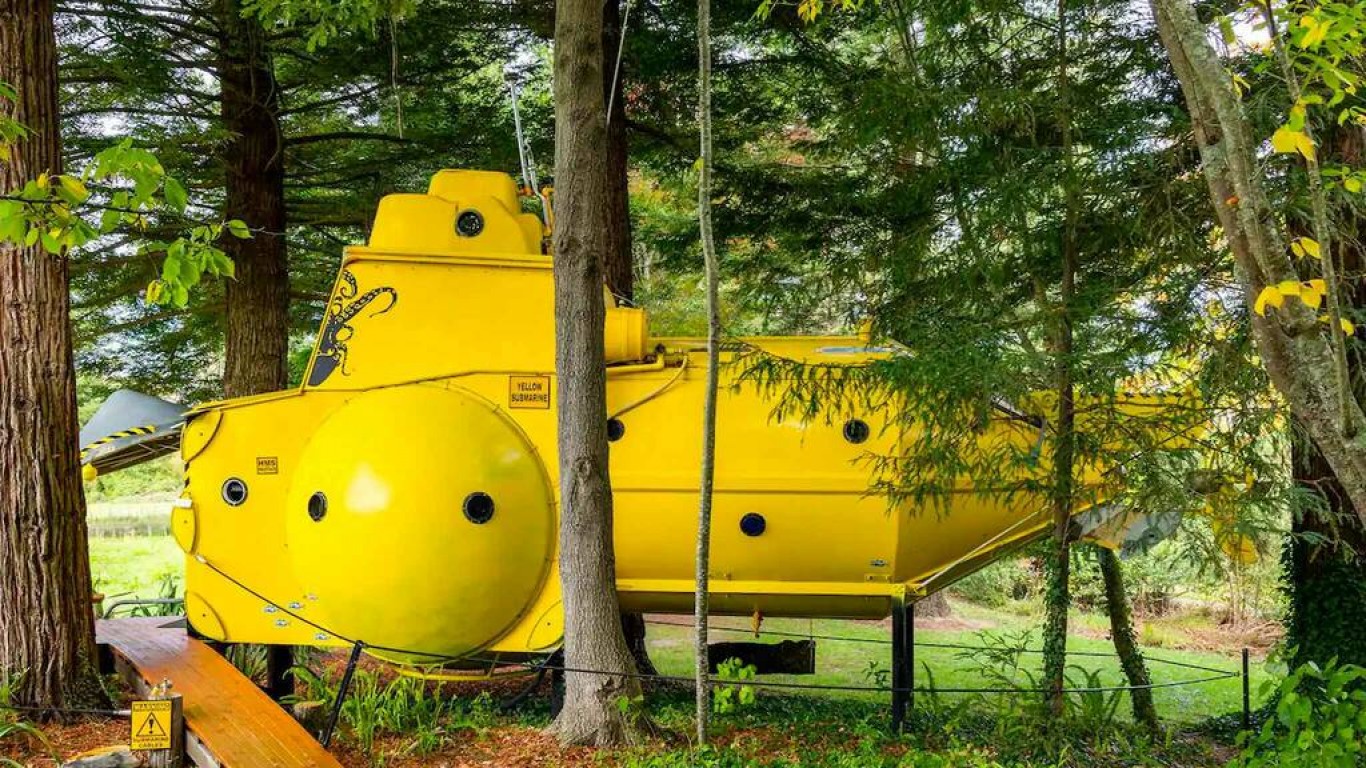 Мечтаното приключение за феновете на The Beatles -  вече си имат истинска жълта подводница