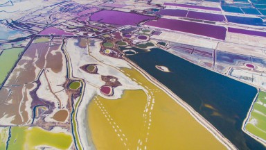 Соленото езеро Юнчън -  цветното "Мъртво море" на Китай ще се превърне от интернет сензация в чудо