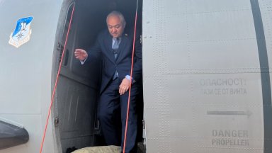 Много рядко полицията си позволява да посегне на някого без