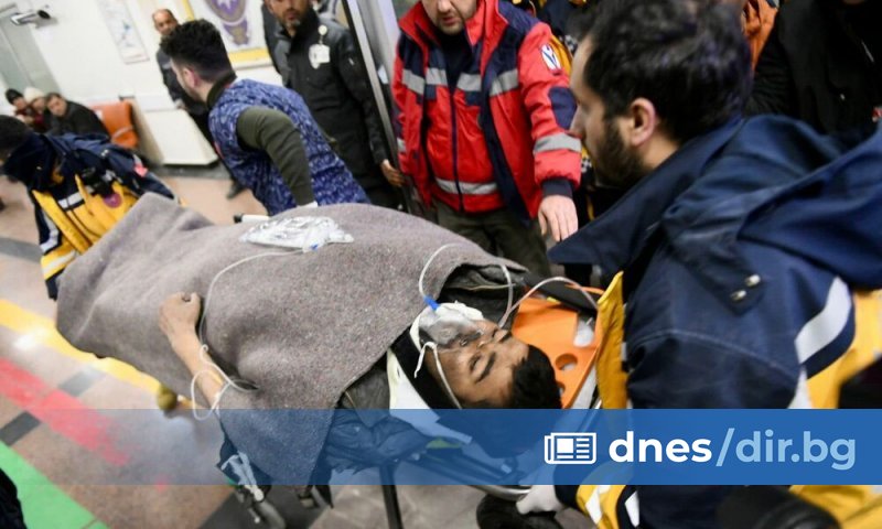 Спасители в Хатай извадиха изпод руините 12-годишно момче на име