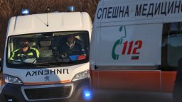 10 души, сред които и 4 деца, са приети в болница след катастрофата край Мишеморков хан