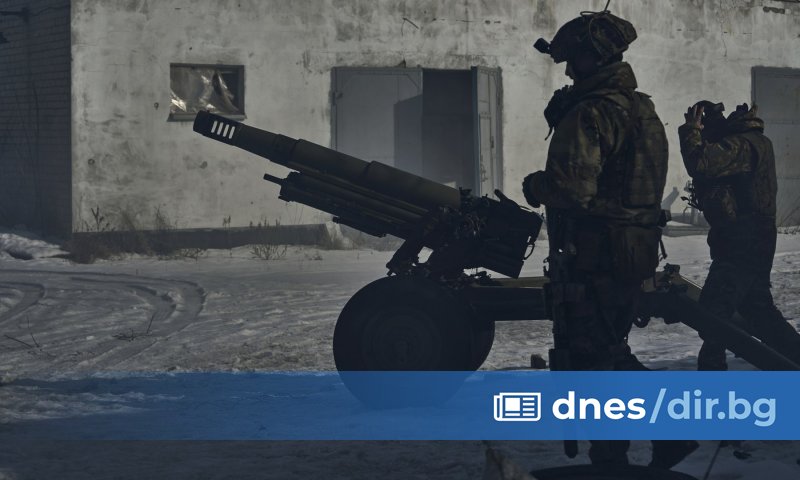 Френският президент Еманюел Макрон си губи времето с диалога с