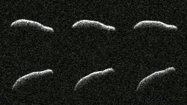 НАСА засне странен издължен астероид