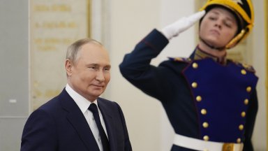 Президентът на Русия Владимир Путин пристига в Крим за първи