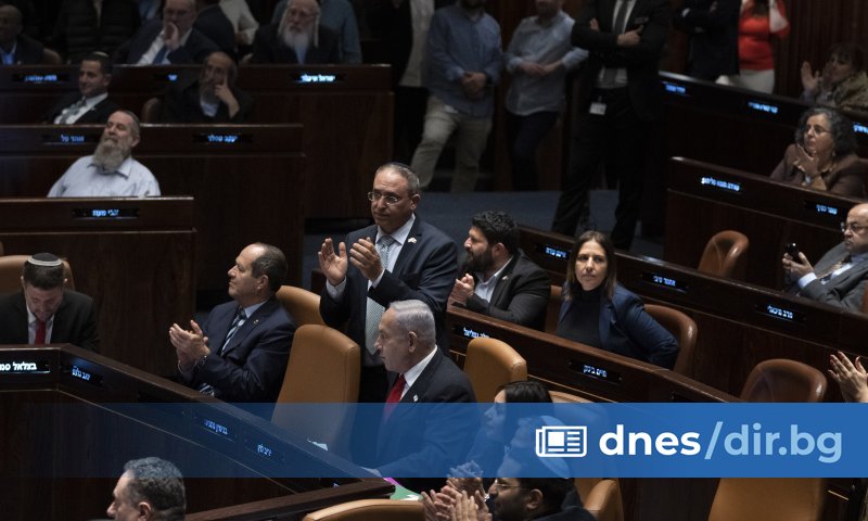 Израелският парламент гласува за приемане на спорния план за съдебна
