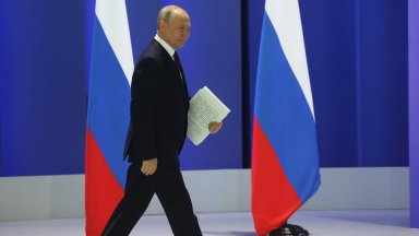 От съобщението става ясно още че руският държавен глава поддържа