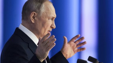 Руският президент Владимир Путин каза днес че в Украйна залогът