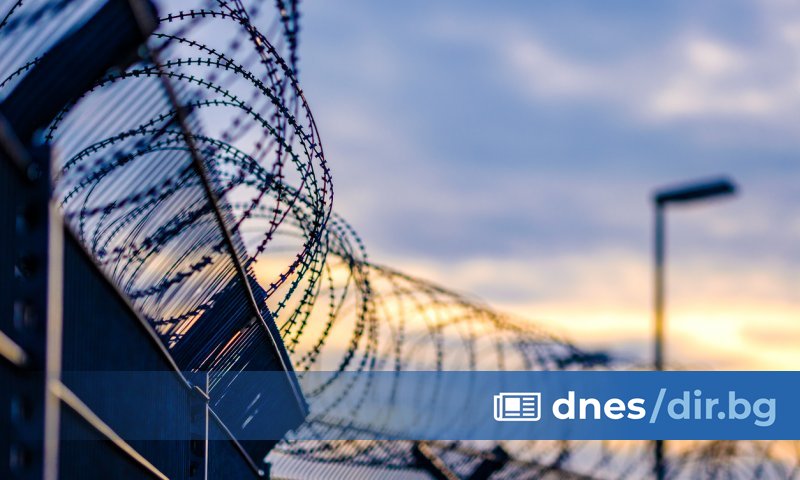 Подсъдимият е с чисто съдебно минало и извън конфликти със