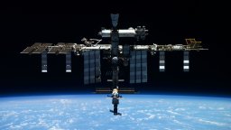 НАСА излъчи по погрешка в YouTube симулация на авария на борда на Международната космическа станция