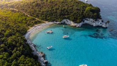 Мечтаете да живеете на гръцки остров – ето четири, на които животът е прекрасен през цялата година